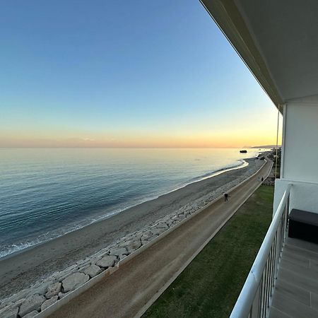 Beachfront, Top Floor Corner 2-Bed, Estepona Paseo Apartamento Exterior foto