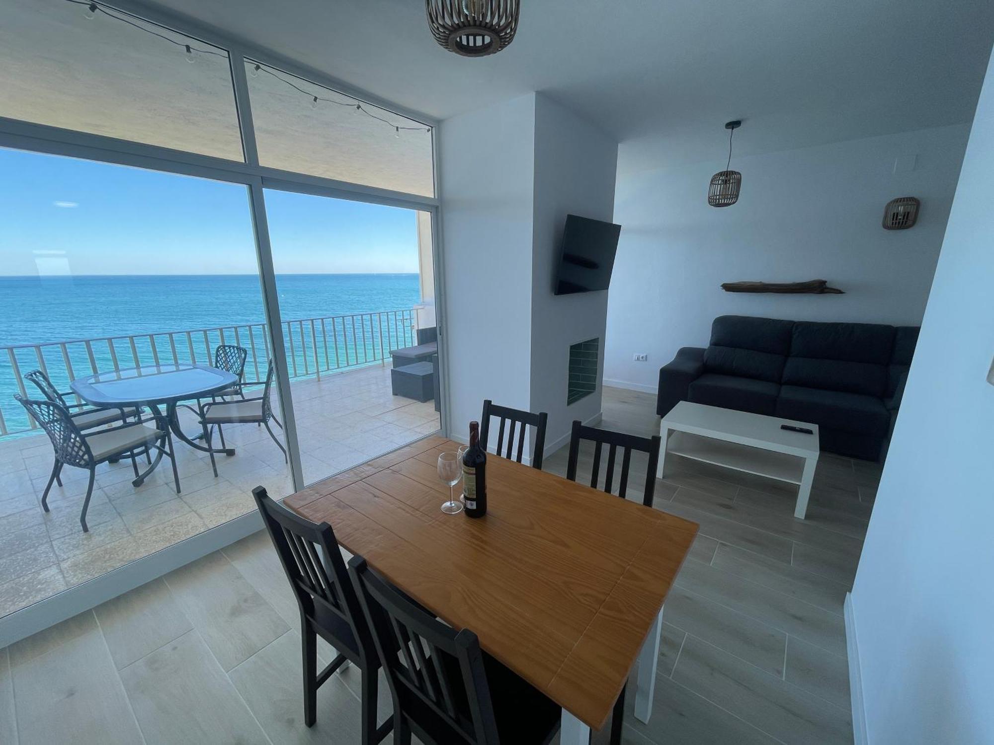 Beachfront, Top Floor Corner 2-Bed, Estepona Paseo Apartamento Exterior foto